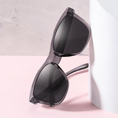 China Fashion Sunglasses Shape Polarized Men Glasses Brand Designer Colorful Frame Gradient Lenses UV400 Ladies Shade Sunglasses Wholesale for sale