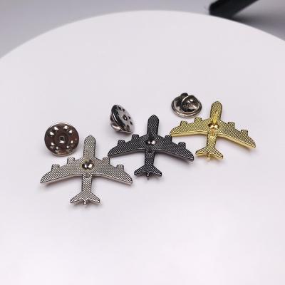 China High Quality Material Eco-friendly Low Price Copper Diamonds Clothing Pin Buttons Luxury Brooches for sale