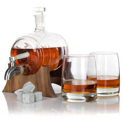 China 1L Tranparent Home Bar Decor Sailboat Boat Barrel Dispenser Eco-Friendly Whiskey Decanter Set With Tap for sale