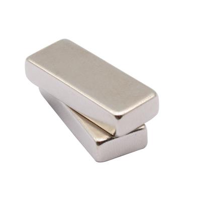 China Industrial Super Strong Rare Earth Magnet Neodymium Magnet Rectangle Magnet Magnetic Squares Diameter 80mm for sale