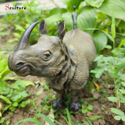 China 2021 China Customized Indoor Bronze Rhino Sculpture Brass Rhinoceros Statue For Sale for sale