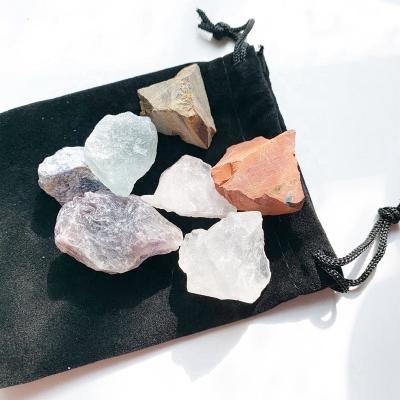 China Europe Raw Seven Chakras Reiki Worry Crystals Quartz Healing Rough 7 Chakra Stones Set Bulk Natural Collectible OEM Customized for sale