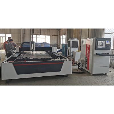 China New water cooling fiber metal tube laser cutting machine/laser cutting steel with ect 1000W/2000W/3000W for sale