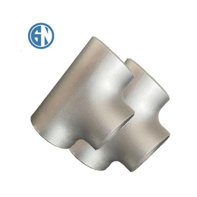 China Duplex Stainless Steel Pipe Fitting Astm A815 S32750 Equal Stainless Steel Tee For Sale for sale