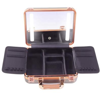 China Fashion Rose Gold Portable Makeup Case with Mirror and LED Lights Carry Makeup Traveling Suitcase for Home Use or Train Travel for sale