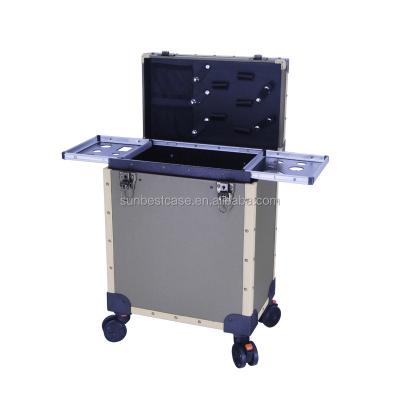 China ENGLAND STYLE Portable Hair Salon Stylist Makeup Barber Station Tool Box Rolling Movable Movable Hair Clipper Train Case Key China Factory Wholesale for sale