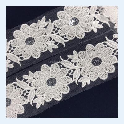 China White Lace Trim Fabric Wedding Dress News Sequin Lace Trim Lasting Luxury Heavy Beaded Wedding Dresses Latest for sale