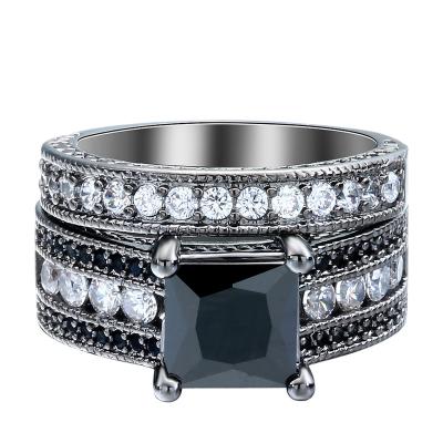 China FASHIONABLE Black Gold Rings Men Full Diamond Ring Sets Wedding Engagement Ring Sets Wholesale Supplier for sale