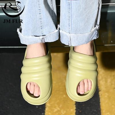 China Wholesale Soft Breathable Colorful Trendy Women and Men EVA Hole Slippers Lightweight Anti-skid Unisex Fashion Trend Sandals for sale