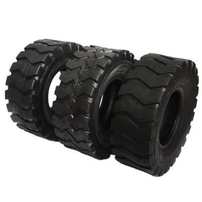 China Natural rubber guaranteed after-sales service high quality solid steer 20.5/70-16 23.5-25skid loader tire for sale