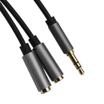 Cina Car Audio Earphone Extension Cable Jack 3.5mm Cable Male To Female Auxiliary Cable 2 Earphone Splitter in vendita