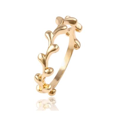 China Latest romantic unique gold ring designs 18k gold color fashion xuping elegant ring for sale