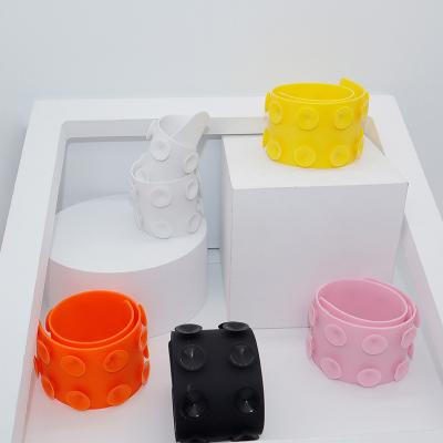 China Intelligence Tiktok Trend Growing Food-Grade Silicone Stir Toy Unlimited Pressure Relief Magic Squidopop Sucker Band for sale