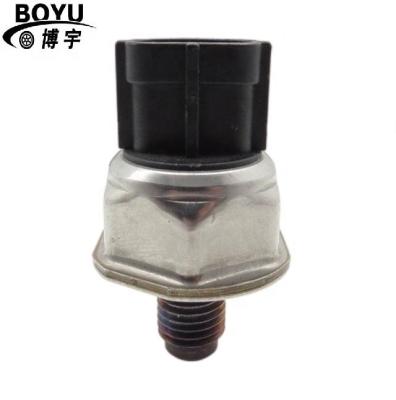 China Whole Monitor Fuel Rail Pressure Sell Diesel Fuel Rail Pressure Sensor OE 55PP05-01 Fuel Rail Pressure Sensor For Mitsubishi for sale