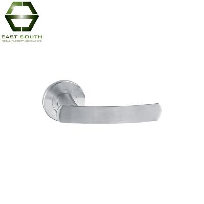 China Traditional Top Selling Unique Polished Stainless Steel Solid Lever Handle For Timber Door for sale