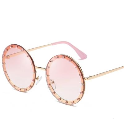 China Fashion Sunglasses Newly Shape Lady Stylish Women Sun Glasses Female Sun Glasses Popular Polarized Round Sun Glasses for sale