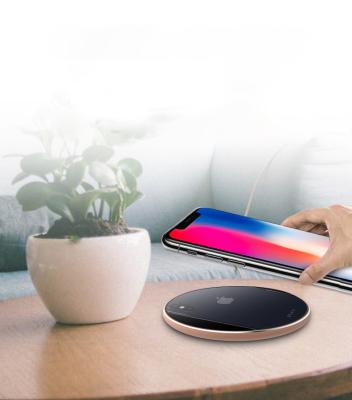 China Hot Selling Wireless Desktop Charger Fast Charging Wireless Charger For Samsung Apple Iphonex Fast Charging for sale