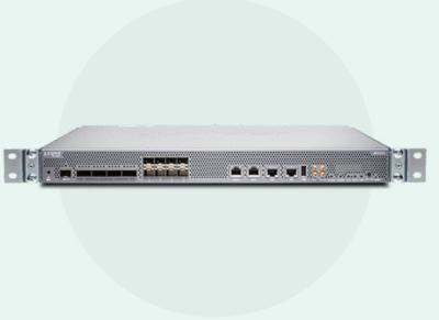 China Plataforma de enrutamiento universal Juniper MX204 con capacidad de sistema de 400 Gbps y rack de cuatro puestos en venta