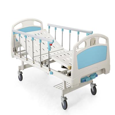 China Crank Iron Painting Manual Two Care Hospital Bed for sale