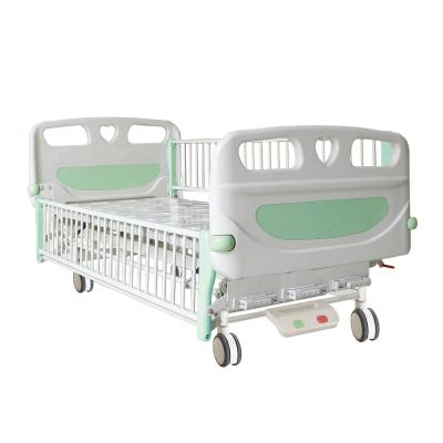 China Manual Hospital Bed 012 Hospital Furniture Crib Children Bed for sale