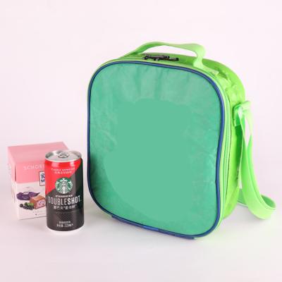 China Factory Price Small But Green Tyvek Material Small But Green Lunch Cooler Bag Wine Bag With Shoulder Bag for sale