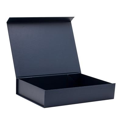 China Recycled Materials Magnet Boxes Folding Luxury Gift Boxes For Gift Packaging Boxes For Clothes for sale