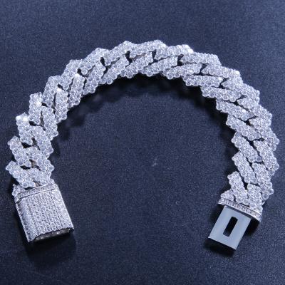 China Custom Unique Hiphop Jewelry Mens Womens Hiphop Bling Bling Style Iced Out Zircon Restrictor Bracelet for sale