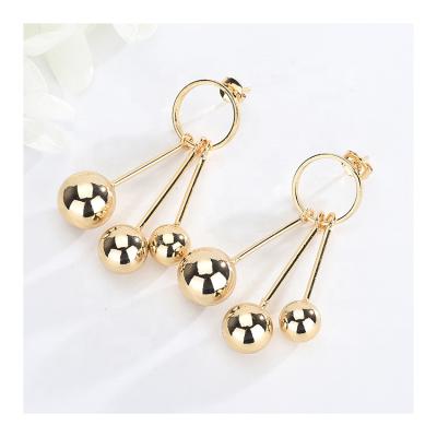 China Hot Sale Fashion Design 18k Gold Plated Modern Fashion Jewelry Simple Circle Earrings For Girls for sale