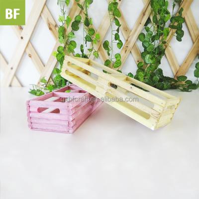 China Outdoor Furniture Raised Garden Planter Box Fir Bed Wooden Vegetables Herbs Planter for sale