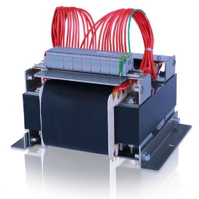 Chine Transformateur d'isolation de soudage à PCB de puissance moyenne personnalisé 220V à 110V Transformateur step down à vendre