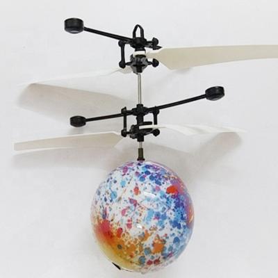 China Free Hand Induciton Flying Duck Toy Cheap Best Remote Control Christmas Gift New With Lighting New Flying Flying UFO Lighting Ball Toys For Sale for sale