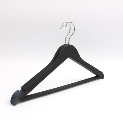 China Anti-slip Hot Selling Customizable Small Black Plastic Hanger for sale