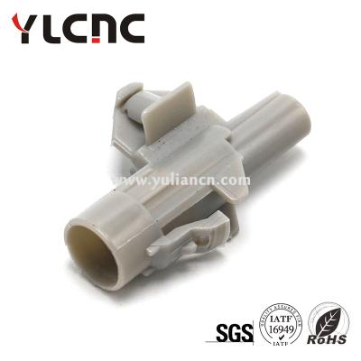 China Housing For Terminals YLCN OEM 1 Pin Auto Wire To Wire Male High Voltage Waterproof Male Connector for sale