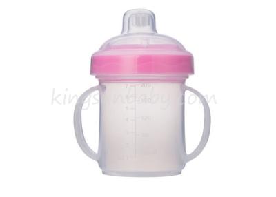 China Free Sample Baby Training Cups With Double Handle Food Grade Silicone Nipple for sale