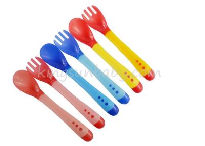 China Temperature Color Changingbest Baby Spoons For Feeding TPR Material Head Free Sample for sale