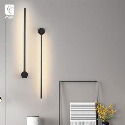 China Bedroom Modern Indoor Metal Living Room LED Decoration Modern Design Acrylic Black Linear Wall Light for sale