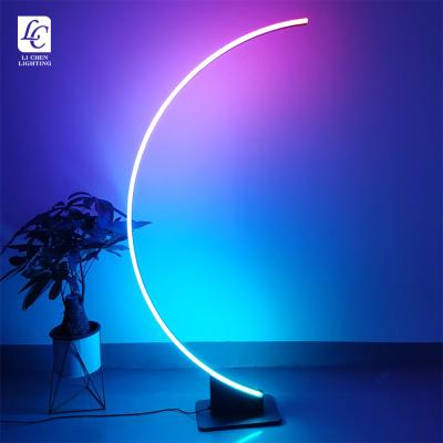 China Modern Style Home Decoration Living Room Black White Metal RGB LED Residential Floor Lamp for sale