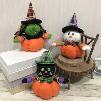 China New Year Hot Sale Halloween Decorations Tools Creative Idea Holiday Party Scene Layout Decoration Pumpkin Witch Doll Ornaments for sale