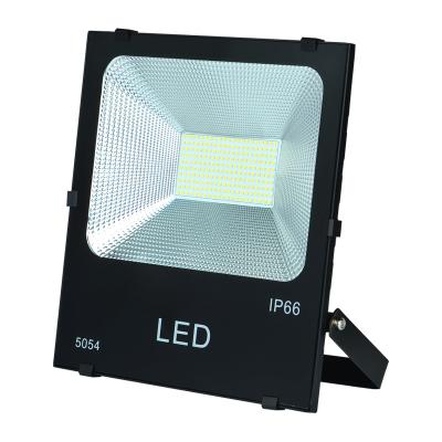 Cina Warehouse Waterproof Outdoor Flood Lights 200W IP66 Die Cast 3KV Surge Protection in vendita