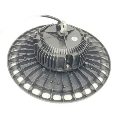 Cina 200W Highbay LED Light 24000lm 4000V Surge Protection For Workshop Lighting in vendita