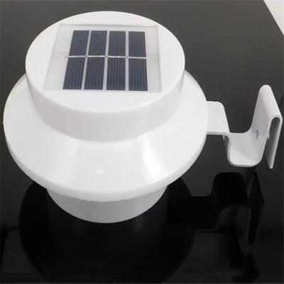 China LED Solar Fence Light Outdoor Waterproof Solar Powered for Garden Decoration Wall Solar Light Path Way Lights en venta