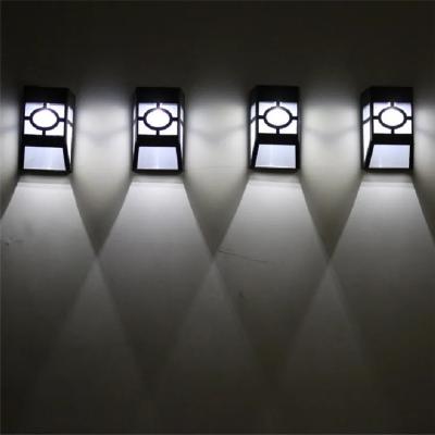 China High Brightness Retro Solar Wall Light Garden Decor LED Pane Lamp Waterproof for Corridor Courtyard en venta