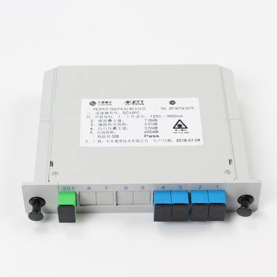 China 1x4 Sc UPC \ APC Fiber Optic Splitter Card Type Ftth PLC Splitter Cassette Type for sale