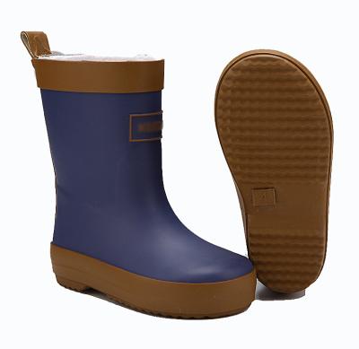 China Fashion Trend Manufacturer Customized Kids Toddler Cute Rubber Wellies Half Stick Boots Wellington Boots Raining Boots For Kids Wholesale for sale