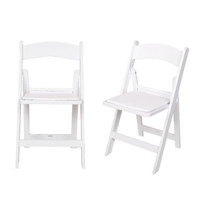 China Modern Furniture White Resin Outdoor Folding Chair Perfect for Wedding Dining Events for sale