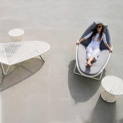 Cina Mobili da esterno Letto in rotino per giardino ufficio spiaggia piscina poltrona 35kg 1 set in vendita