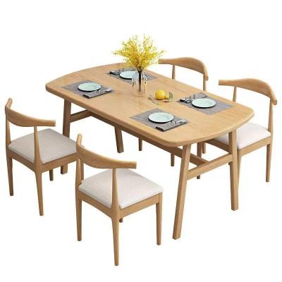 Chine Table à manger en bois moderne et ensemble de chaises Le choix parfait pour les meubles de salle à manger à vendre