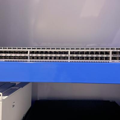 China Moldes privadas Sim DCS-7050SX-64-R Função VLAN de comutação com 48 portas 10G SFP 4-Port 40G QSFP à venda