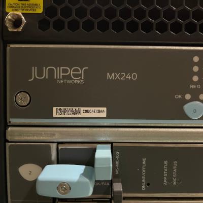 China Stock MX240 Universal Routing Plattform Private Mould Enterprise Router von Juniper zu verkaufen