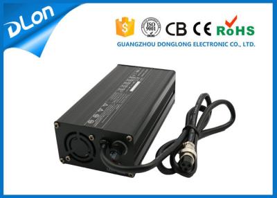 China cargador de batería de 24v 35ah 36ah para el cargador de batería de plomo accionado de la vespa 240W 24volt 4amp 5amp 6amp 7amp en venta